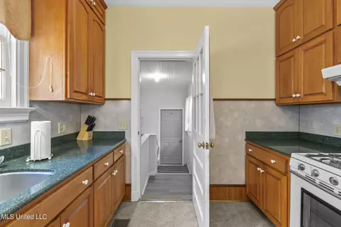 105 Pinehaven Dr, Jackson, MS 39202 photo 20