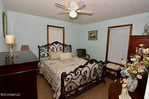 206 E Old Pass Rd, Long Beach, MS 39560 photo 10