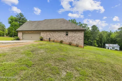 Exterior - 289 John Hill Rd, Brandon, MS 39047 photo 23 of 25