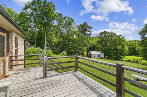 Exterior - 289 John Hill Rd, Brandon, MS 39047 photo 17 of 25