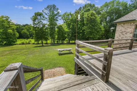 Exterior - 289 John Hill Rd, Brandon, MS 39047 photo 18 of 25