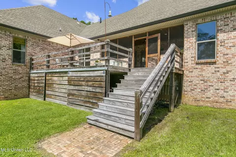 Exterior - 289 John Hill Rd, Brandon, MS 39047 photo 19 of 25