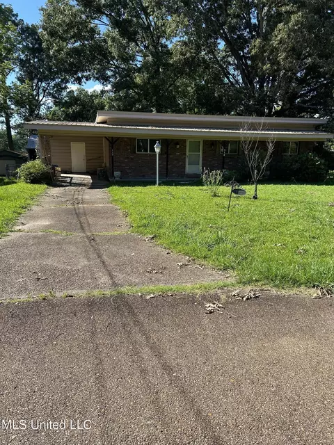 112 Richland St, Richland, MS 39218