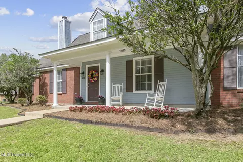 218 Azalea Cir, Madison, MS 39110 photo 2