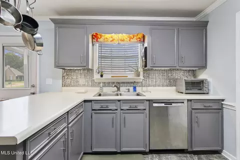 218 Azalea Cir, Madison, MS 39110 photo 10