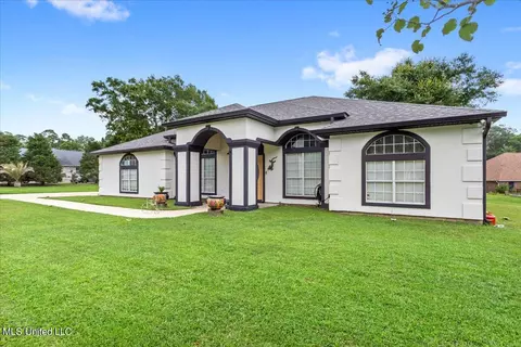 12450 Raintree Pl, Biloxi, MS 39532