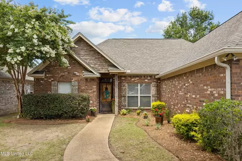 904 Starboard Ct, Brandon, MS 39047