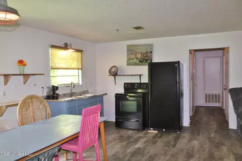 109 Hickory Ln, Lucedale, MS 39452 photo 7