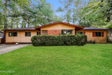 3120 Ponderosa Dr, Jackson, MS 39212