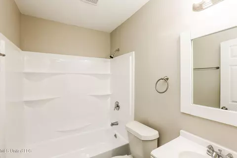 Bath - 4306 Hanging Moss Rd, Jackson, MS 39206 photo 1 of 1