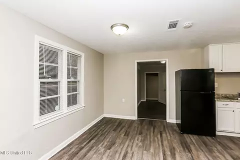 Dining - 4306 Hanging Moss Rd, Jackson, MS 39206 photo 1 of 1