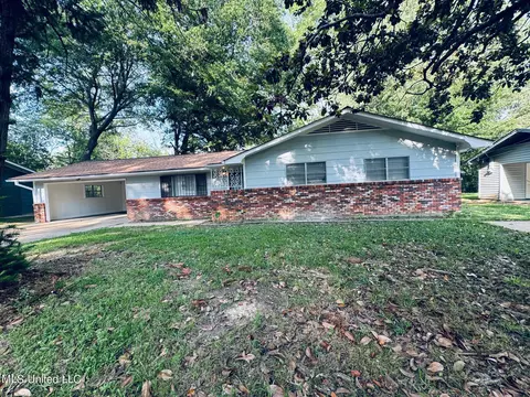 3144 Woodville Cir, Jackson, MS 39212