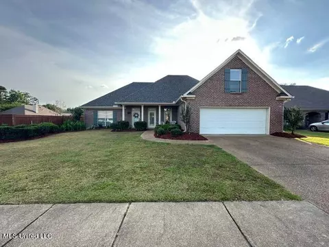 805 Highland Ct, Brandon, MS 39047