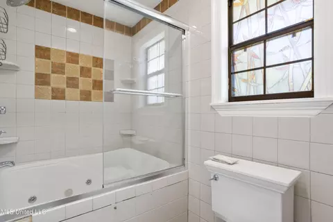 Bath - 6306 Davis Rd, Long Beach, MS 39560 photo 2 of 3