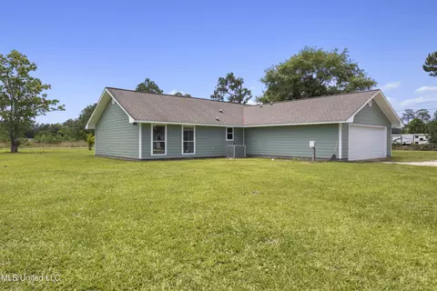 Exterior - 6306 Davis Rd, Long Beach, MS 39560 photo 4 of 5