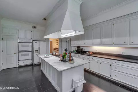 Kitchen - 601 Scr 64a, Mize, MS 39116 photo 4 of 10