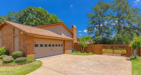 128 Westlake Dr, Brandon, MS 39047 photo 3