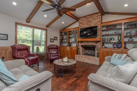 128 Westlake Dr, Brandon, MS 39047 photo 5