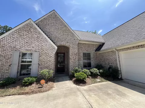 138 Nestling Cv, Madison, MS 39110