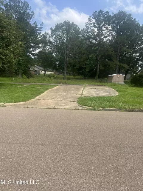 Cherry Stone Circle, Clinton, MS 39056