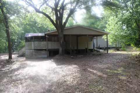 23223 Enchanted Ave, Pass Christian, MS 39571