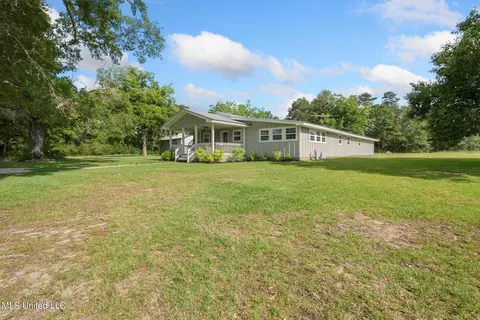 38 Forest Breland Rd, Poplarville, MS 39470