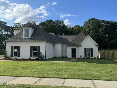 818 Andys Way Dr, Hernando, MS 38632