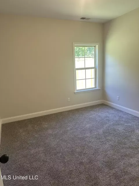 Bedroom - 818 Andys Way Dr, Hernando, MS 38632 photo 3 of 3