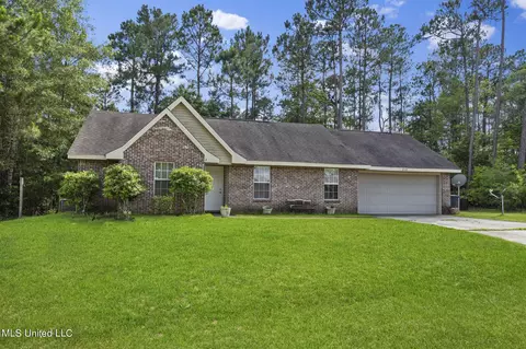 21605 Sandstone Ln, Gulfport, MS 39503
