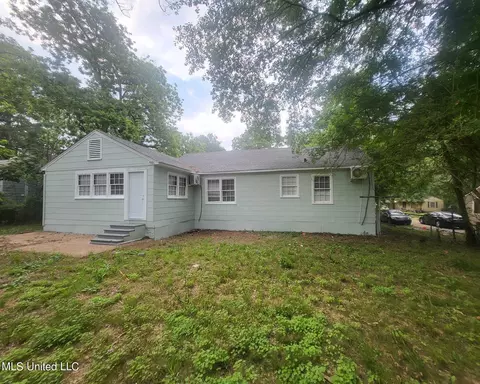 Exterior - 521 Launcelot Rd, Jackson, MS 39206 photo 1 of 2