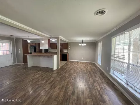 1171 Ferncrest Dr, Jackson, MS 39211 photo 2