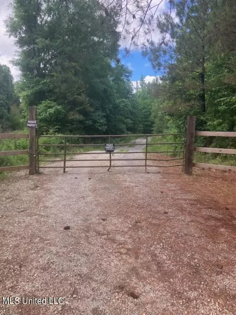 0 Wall Hill Rd, Byhalia, MS 38611