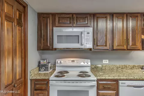 328 Wild Cedar Pl, Brandon, MS 39042 photo 11