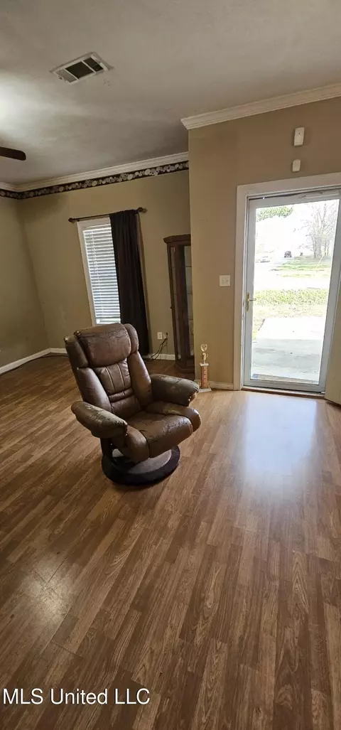 367 Miller St, Canton, MS 39046 photo 3