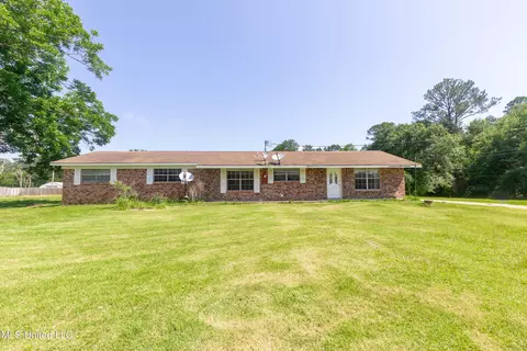 15800 Krohn Rd, Vancleave, MS 39565