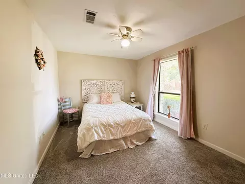 Bedroom - 242 Lancaster Ct, Brandon, MS 39047 photo 3 of 5
