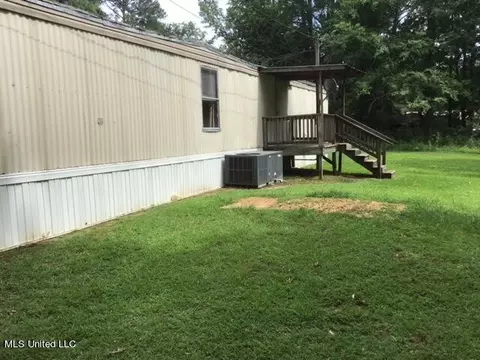 166 Tazan Ave, Florence, MS 39073 photo 4
