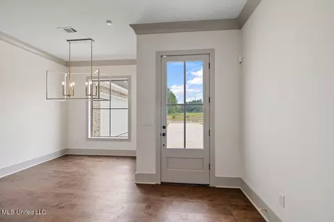 Entry Way - 110 Springs Xing, Madison, MS 39110 photo 1 of 2
