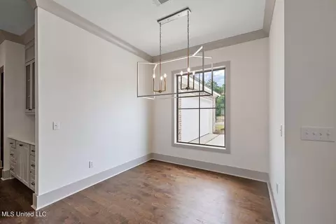 Dining - 110 Springs Xing, Madison, MS 39110 photo 1 of 1