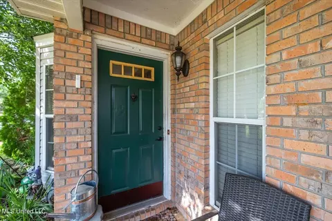 215 Sunchase Dr, Brandon, MS 39042 photo 3