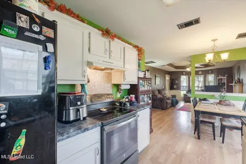 215 Sunchase Dr, Brandon, MS 39042 photo 9