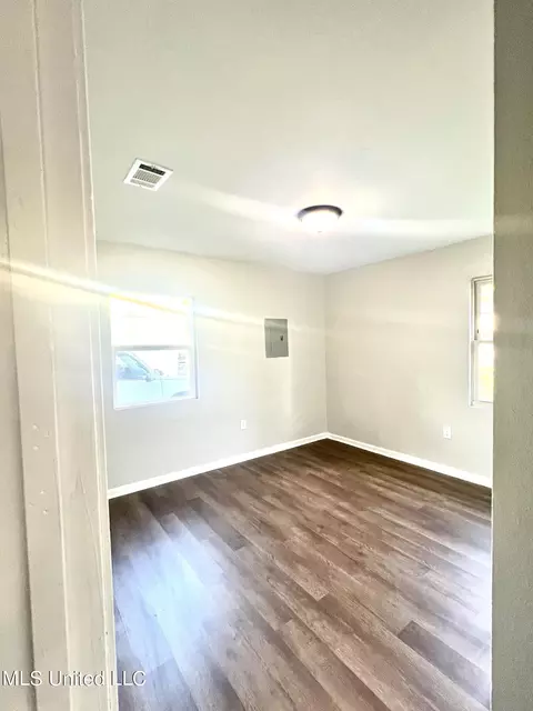 Bedroom - 3507 Lawrence St, Moss Point, MS 39563 photo 2 of 3