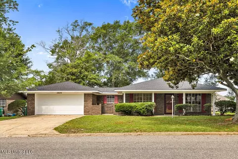 15676 S Parkwood Dr, Gulfport, MS 39503