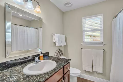 Bath - 215 Lantana Blvd, Long Beach, MS 39560 photo 2 of 3