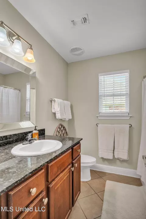 Bath - 215 Lantana Blvd, Long Beach, MS 39560 photo 3 of 3