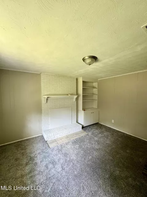 4614 Watkins Dr, Jackson, MS 39206 photo 11