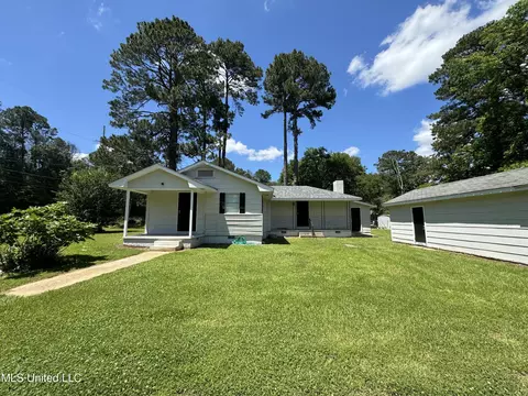 4614 Watkins Dr, Jackson, MS 39206 photo 2