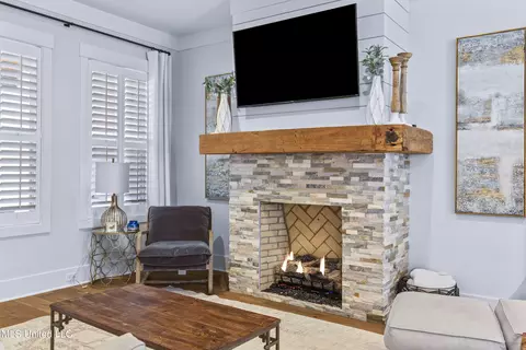 Living - 130 Camden Pt, Madison, MS 39110 photo 1 of 5
