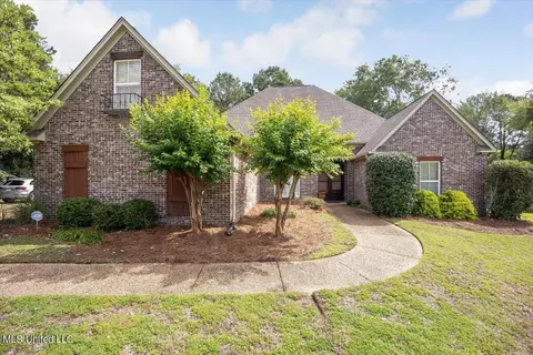 655 Highleadon Pl, Madison, MS 39110