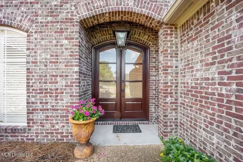 655 Highleadon Pl, Madison, MS 39110 photo 4